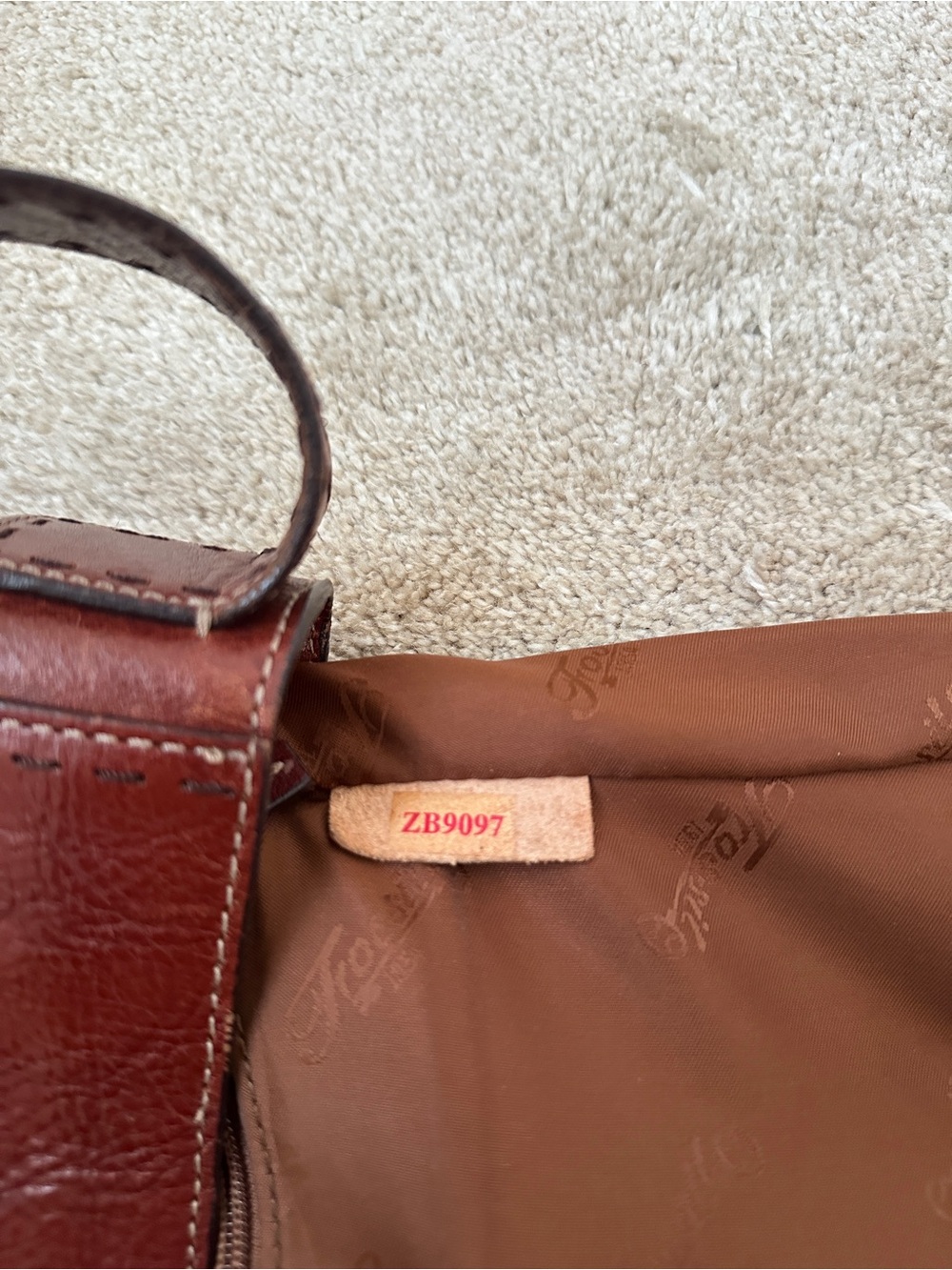 Vintage Fossil ZB9097 90s Oxblood Brown Genuine Leather Shoulder Bag Purse - Picture 9 of 13